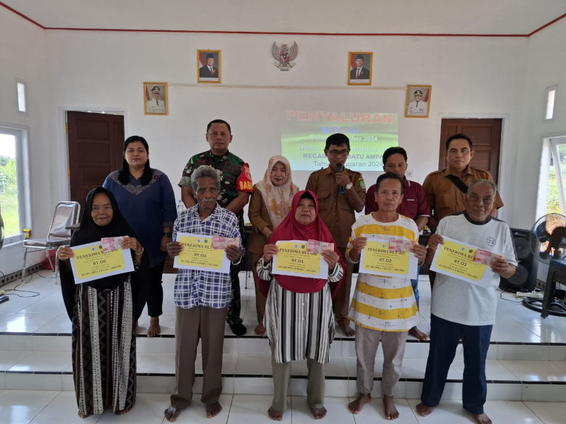 Pembagian BLT-DD Tahap Akhir Desa Batu Timbau Ulu Tahun 2024