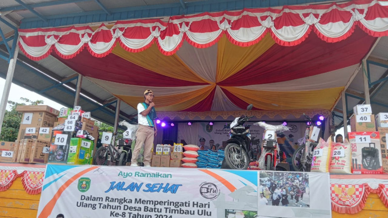 Kegiatan Jalan Sehat HUT Desa Batu Timbau Ulu Ke 8 Tahun 2024