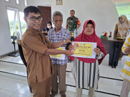 Pembagian BLT-DD Tahap Akhir Desa Batu Timbau Ulu Tahun 2024